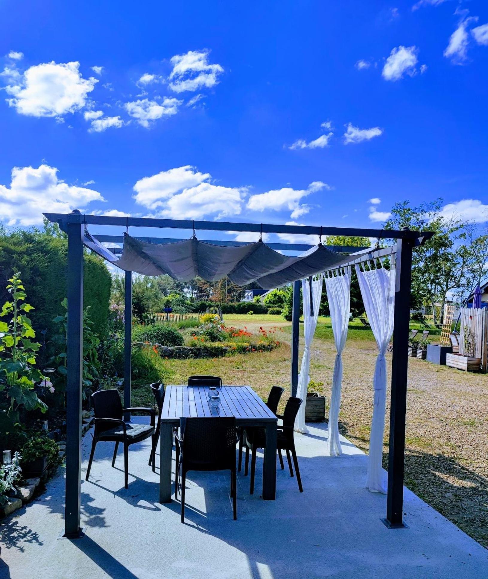 Le Clos Champetre Longue Luaran gambar